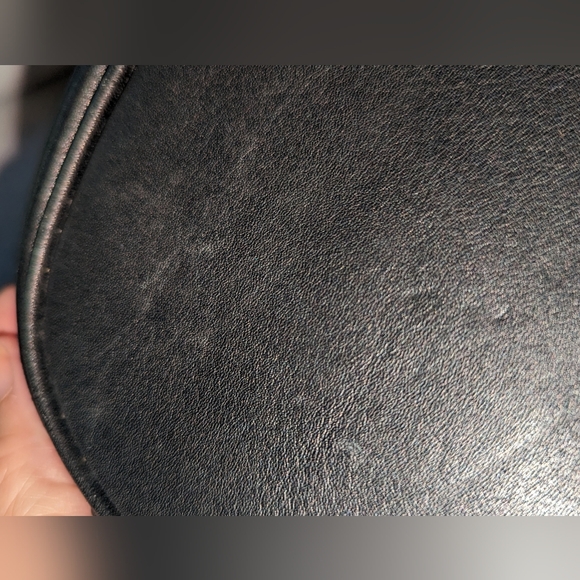 Pako Mikel Stingray black drawstring handbag. - Picture 11 of 11